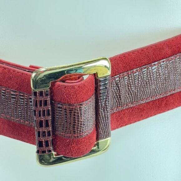 Vintage Milor Red Leather Snake Embossed Belt With Leather Covered  Gild-Tine  B - Picture 2 of 12